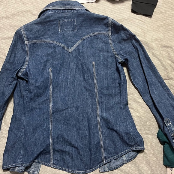 Like new true religion jeans jacket. Wore it once or twice - Picture 3 of 3